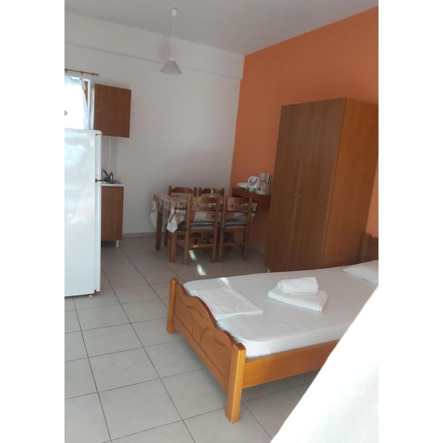 Artolithia Apartments Ríza Extérieur photo